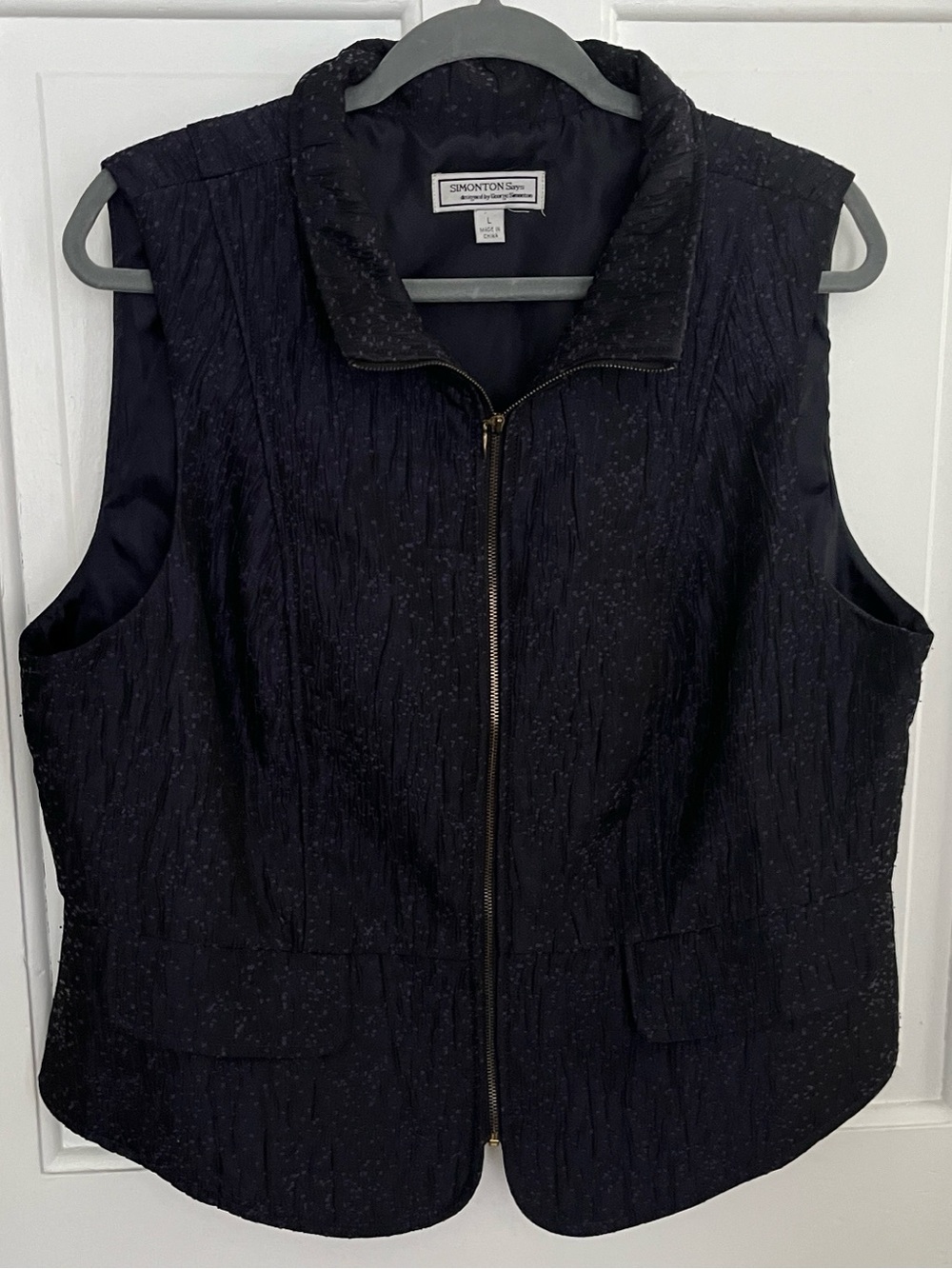 Women's Black Textured Vest Simonton Says - size L